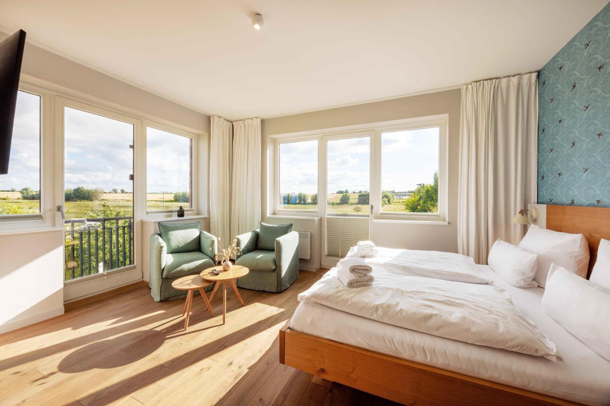 Bades Huk Marina Hotel Hohen Wieschendorf Екстер'єр фото